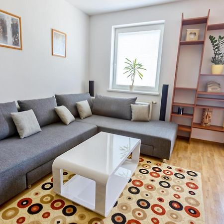 Apartman Hugo Veľký Slavkov Dış mekan fotoğraf