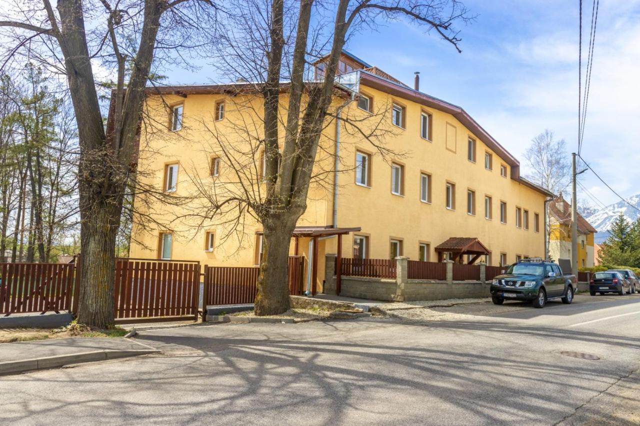 Apartman Hugo Veľký Slavkov Dış mekan fotoğraf