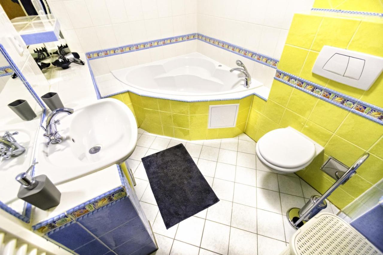 Apartman Hugo Veľký Slavkov Dış mekan fotoğraf