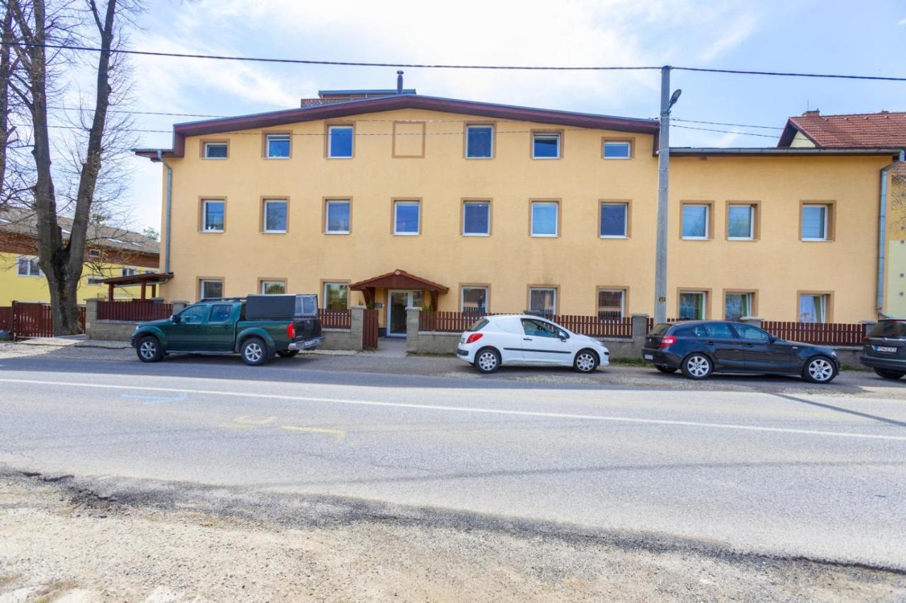 Apartman Hugo Veľký Slavkov Dış mekan fotoğraf