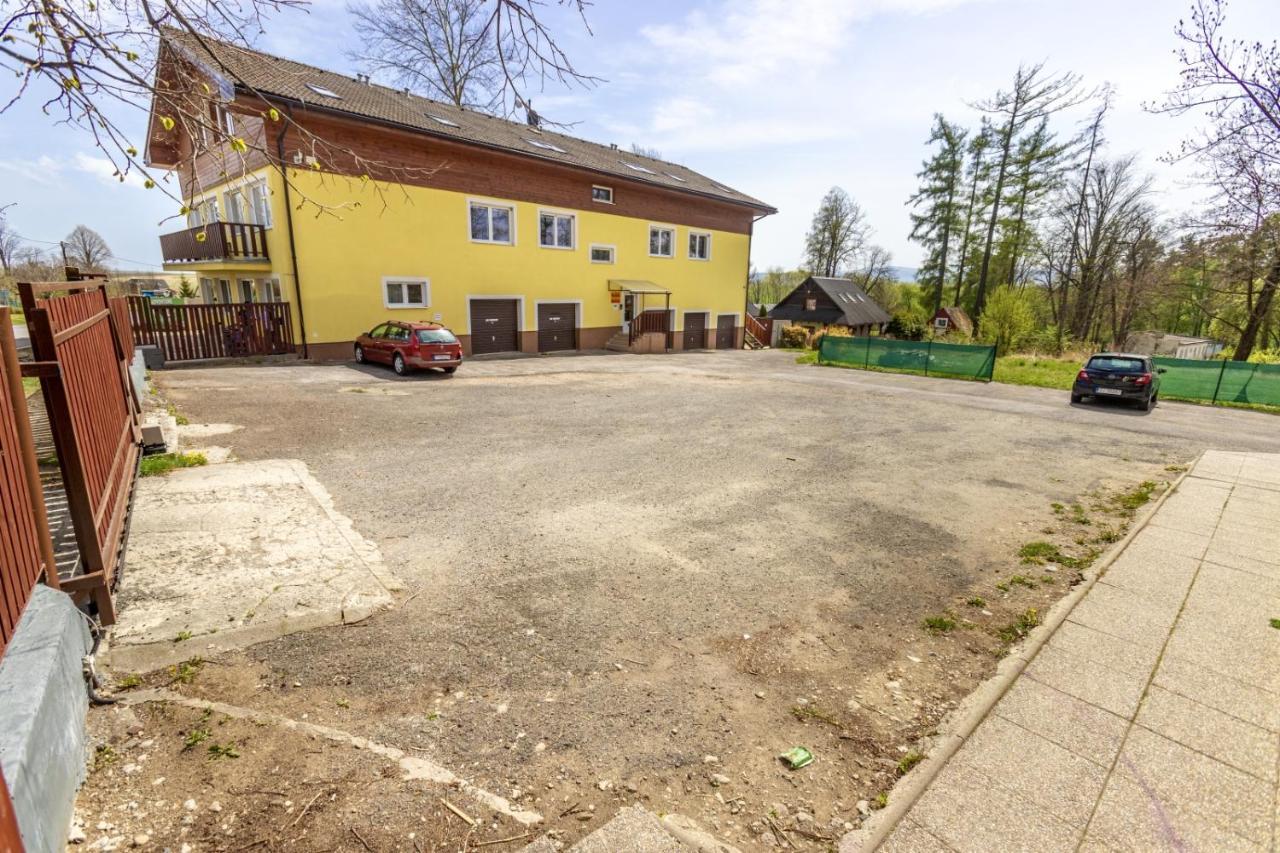 Apartman Hugo Veľký Slavkov Dış mekan fotoğraf